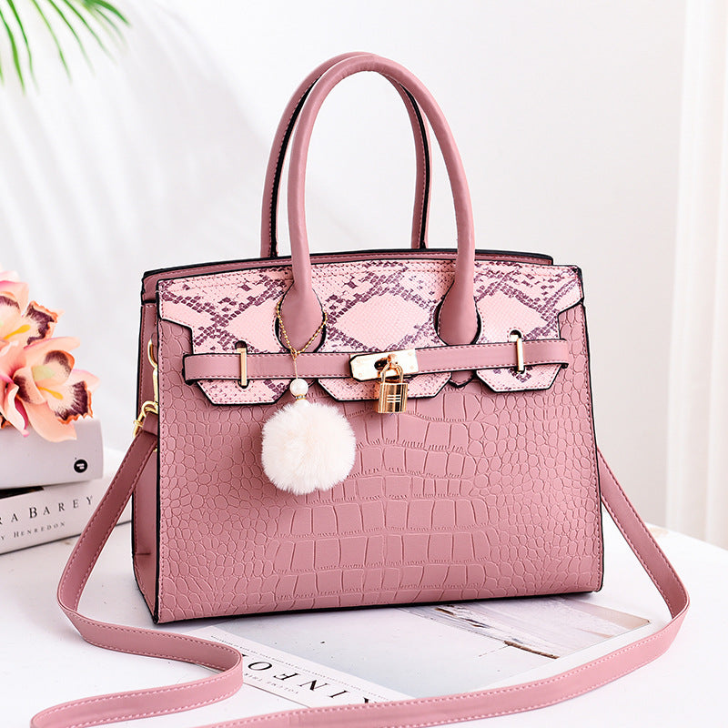 Bag female 2021 new autumn and winter Korean fashion handbag shoulder cross handbag handbags a generation