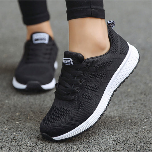 Women Shoes Super Light Sneakers For Women Vulcanize Shoes Sport Basket Femme Walking White Sneakers Women Casual Tenis Feminino