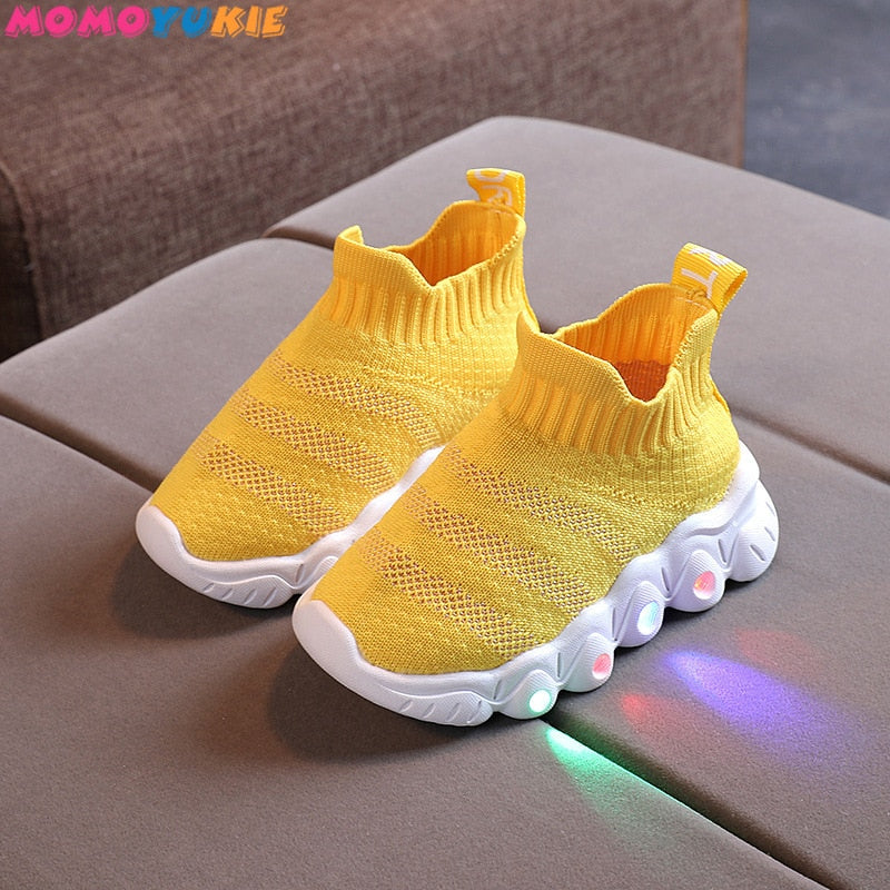 Size 21-30 New LED Children Glowing Shoes Baby Luminous Sneakers Boys Lighting Running Shoes Kids Breathable Mesh Sneakers