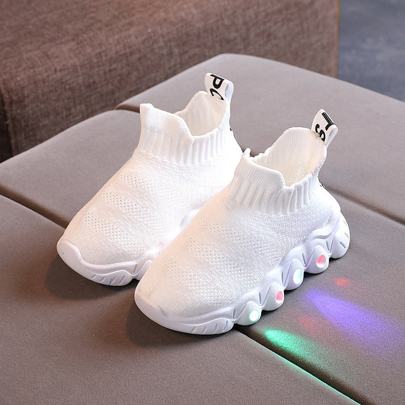 Size 21-30 New LED Children Glowing Shoes Baby Luminous Sneakers Boys Lighting Running Shoes Kids Breathable Mesh Sneakers