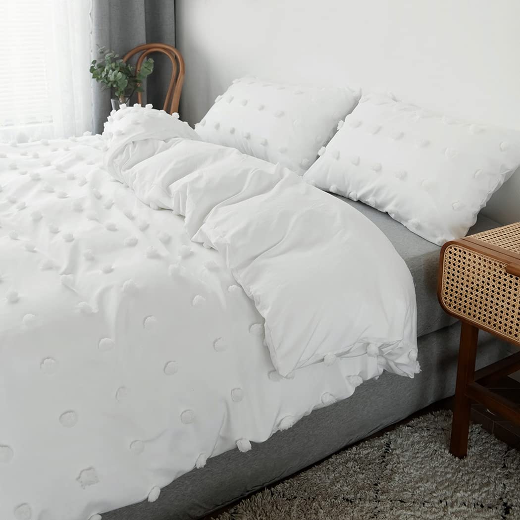 White Tufted Dot Duvet Cover Queen Size 3 Pieces Boho Ultra Soft Jacquard Embroidery Shabby Chic Duvet Covers Washed Microfiber